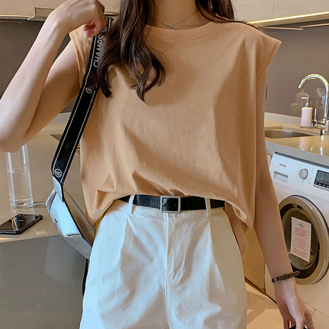 フレンチスリーブ無地シャツ大人カジュアル