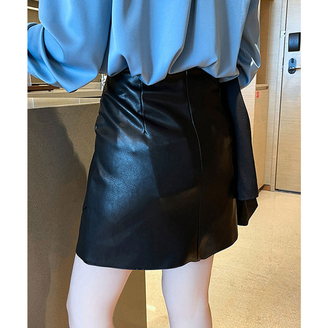 PUレザー ミニスカート美脚ハイウエスト アイボリー