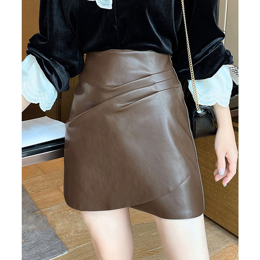 PUレザー ミニスカート美脚ハイウエスト アイボリー