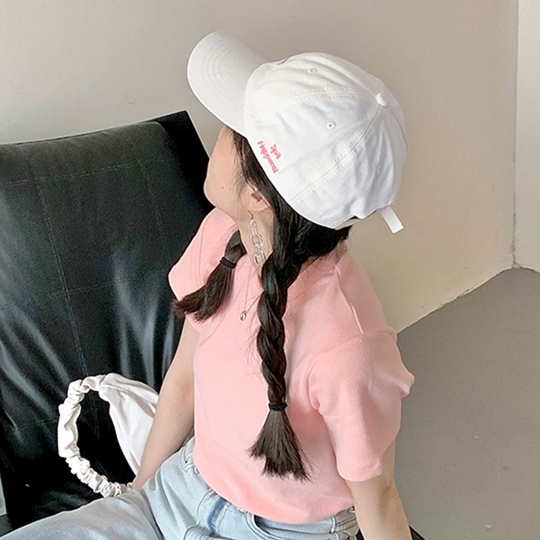 英字ロゴキャップ 刺しゅう 帽子 小顔