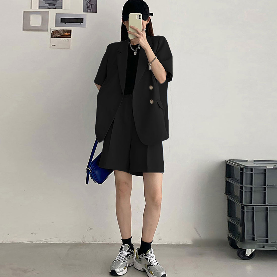 Short sleeve jacket and shorts set for summer