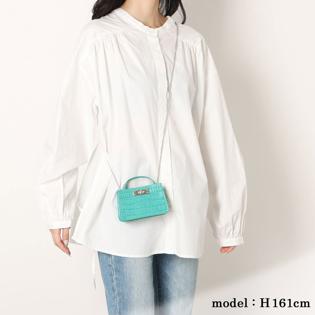 モニカ MONICA マイクロチェーンバッグ (ブラック) ブラック