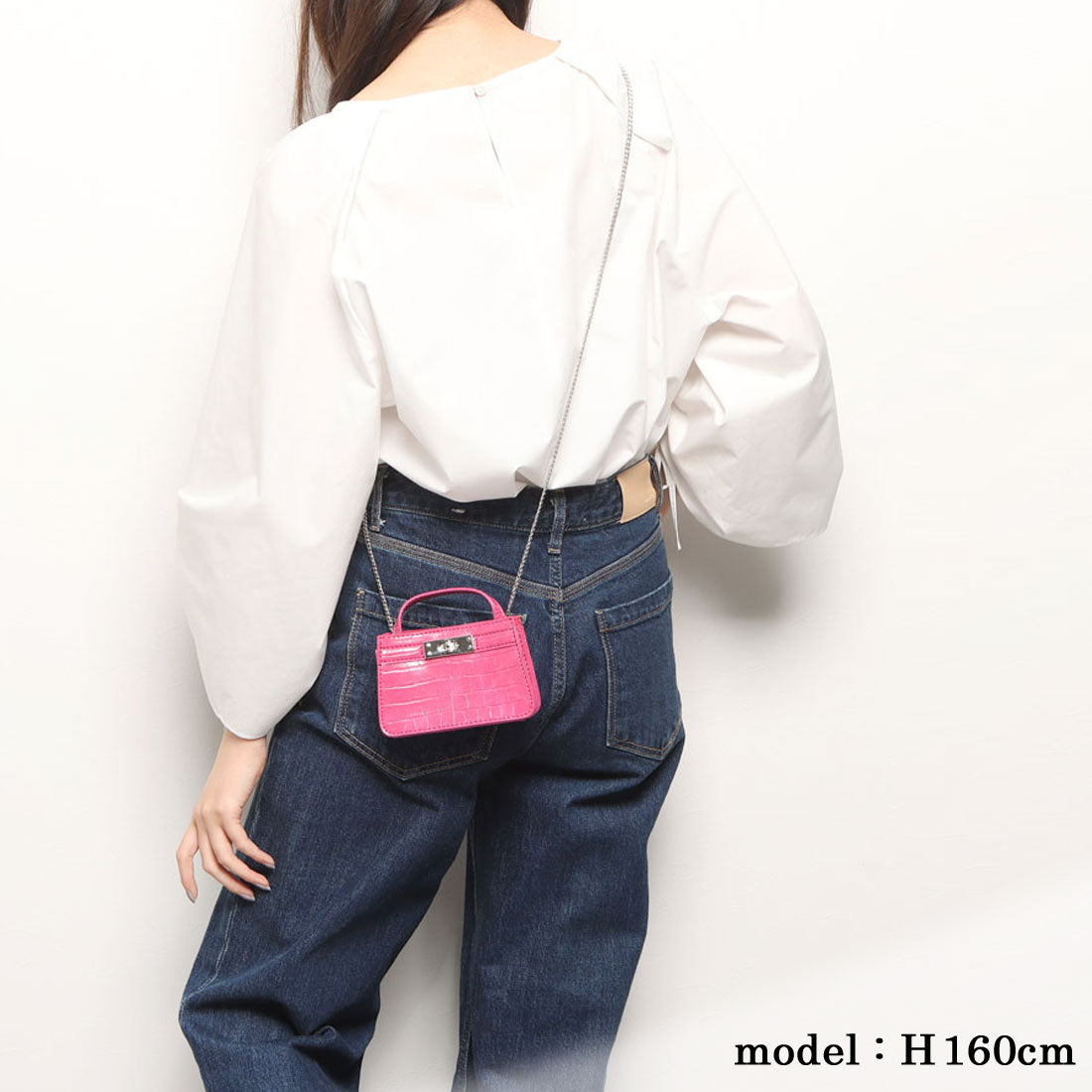 モニカ MONICA マイクロチェーンバッグ (ブラック) ブラック