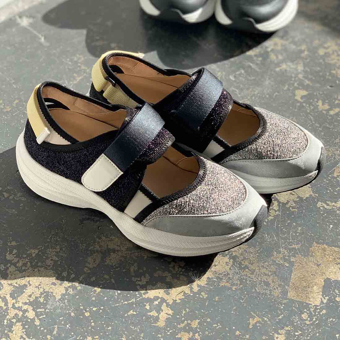 モード エ ジャコモ MODE ET JACOMO 【軽量】厚底ベルテッドスニーカー