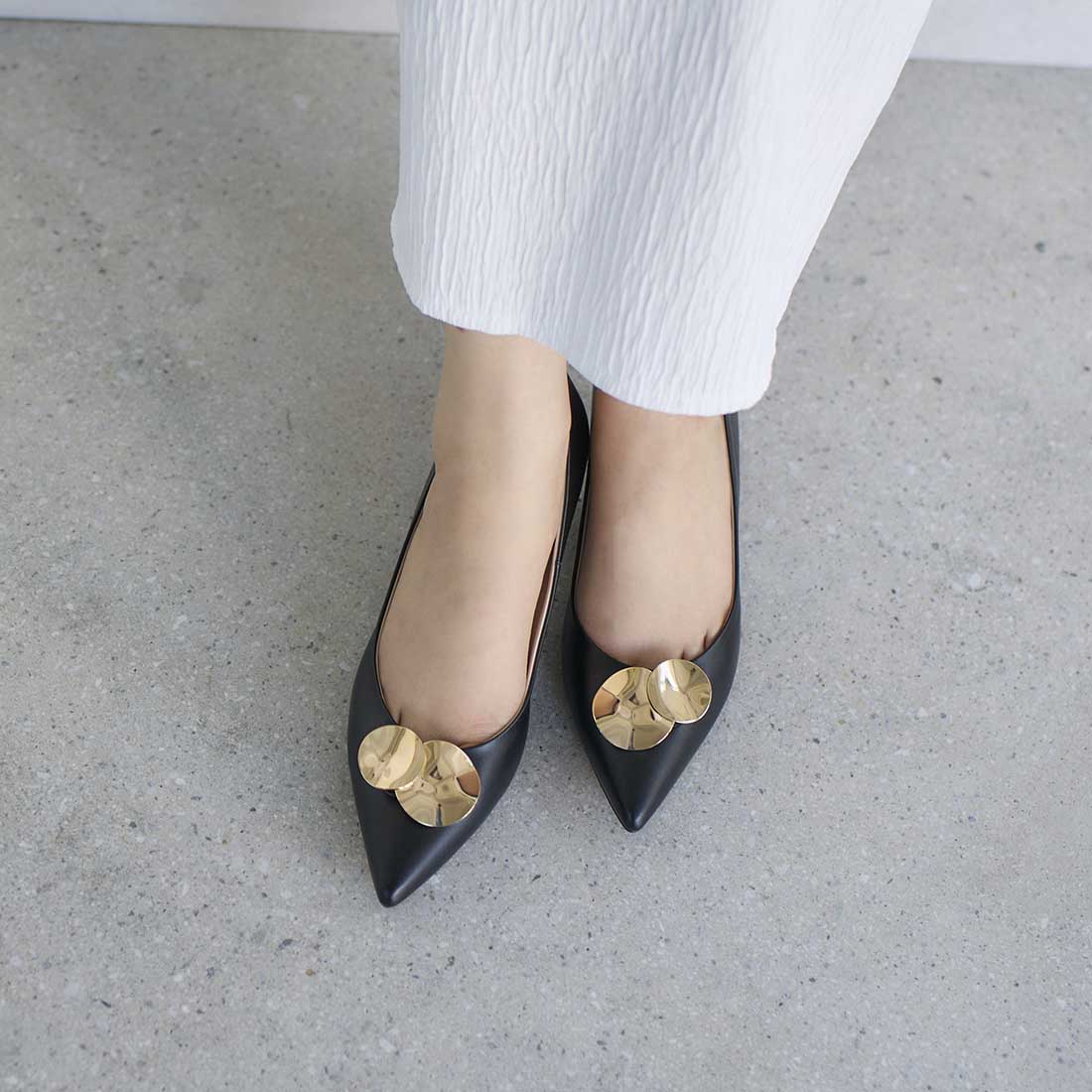 MODE ET JACOMO carino metal parts pumps