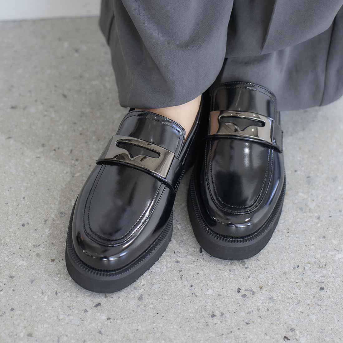 莫德·雅卡莫·卡里諾 MODE ET JACOMO carino 【雨天適用】厚底金屬裝飾樂福鞋