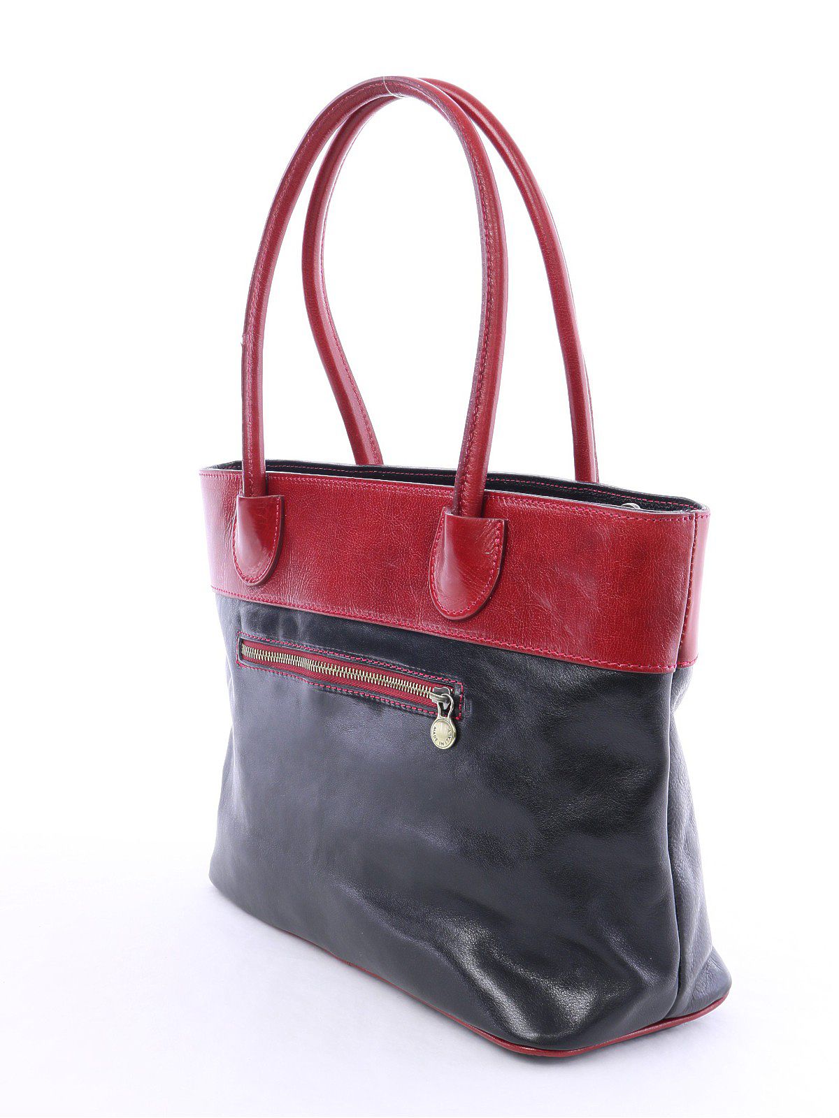 在意大利製造的四室男子包