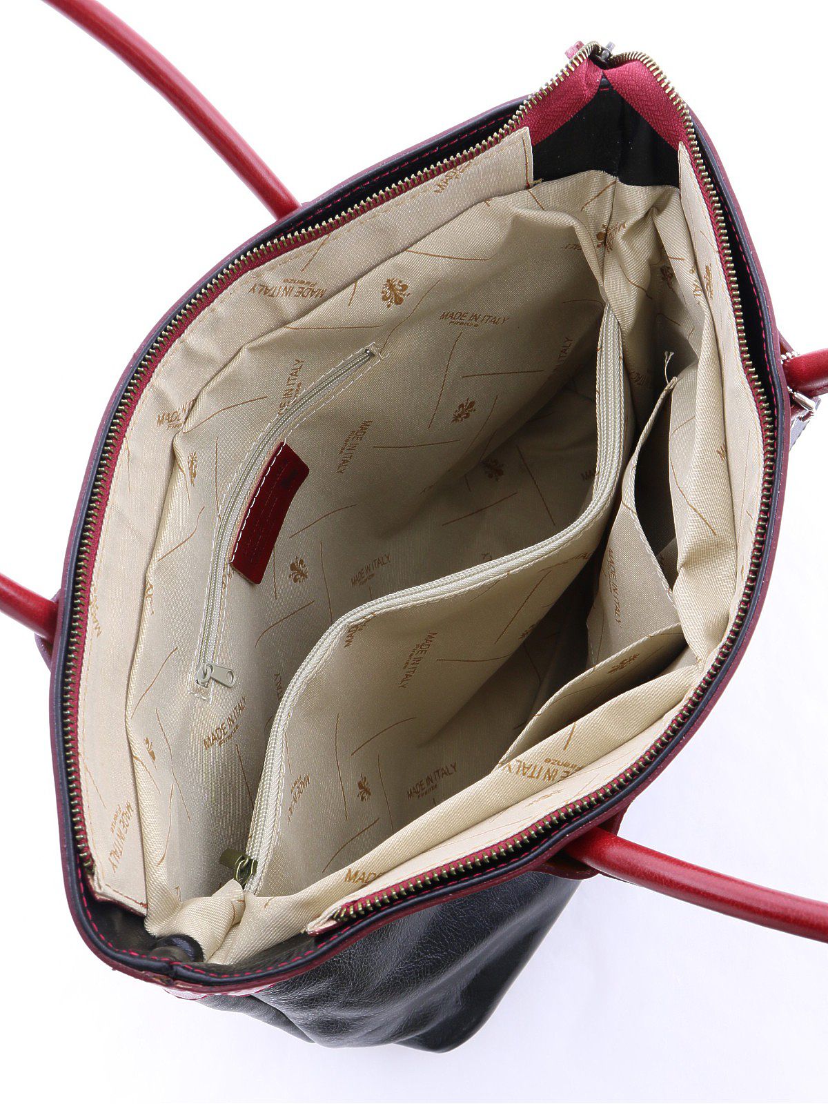 在意大利製造的四室男子包