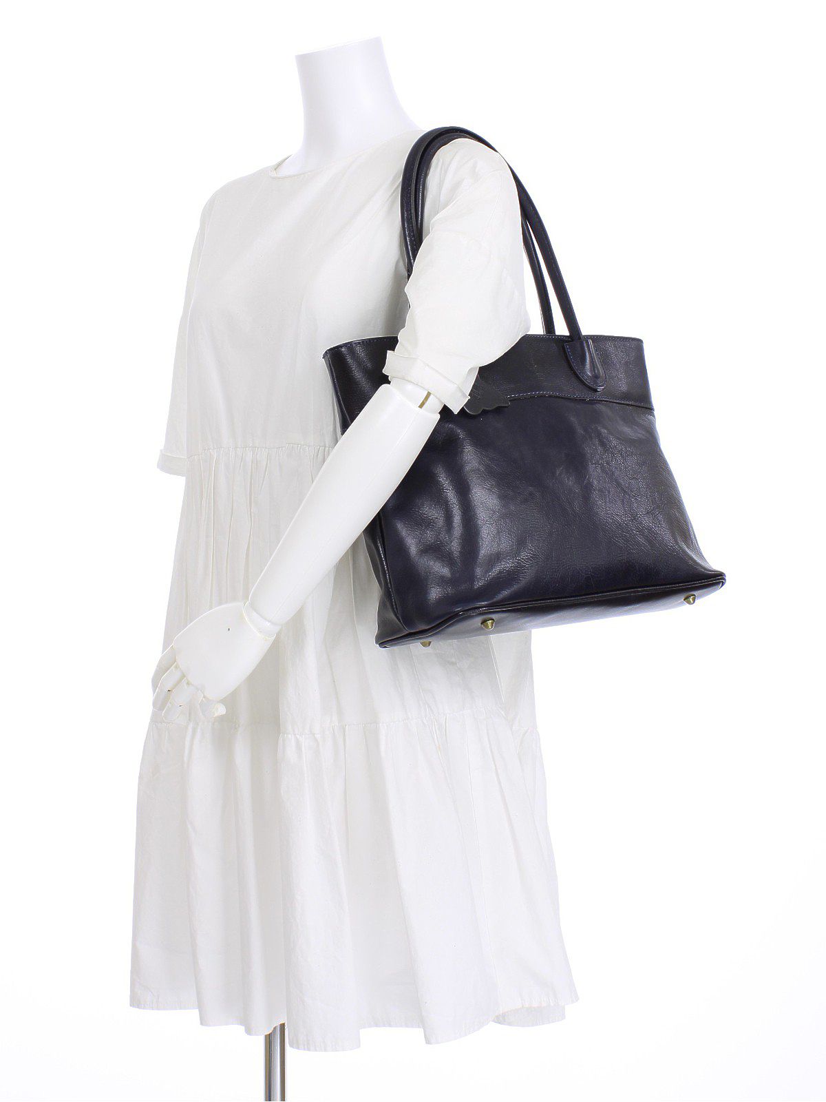 在意大利製造的四室男子包