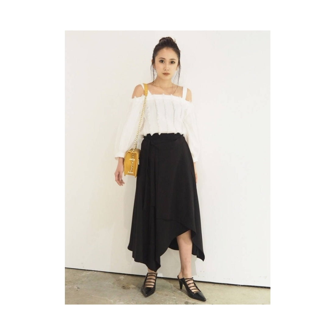 MURUA オフショルダーブラウス ホワイト