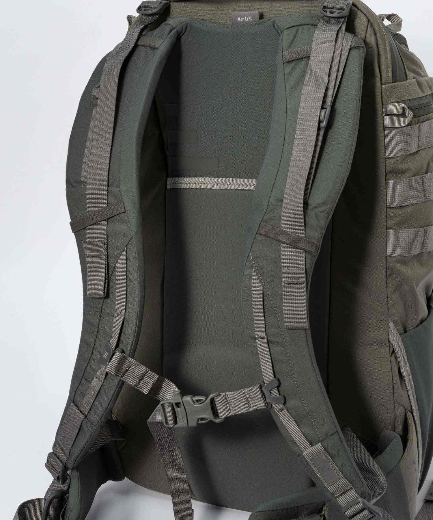 ミステリーランチ MYSTERY RANCH RIP RUCK 32 バックパック メンズ バック リュックサック タウンユース (ブラック) ブラック