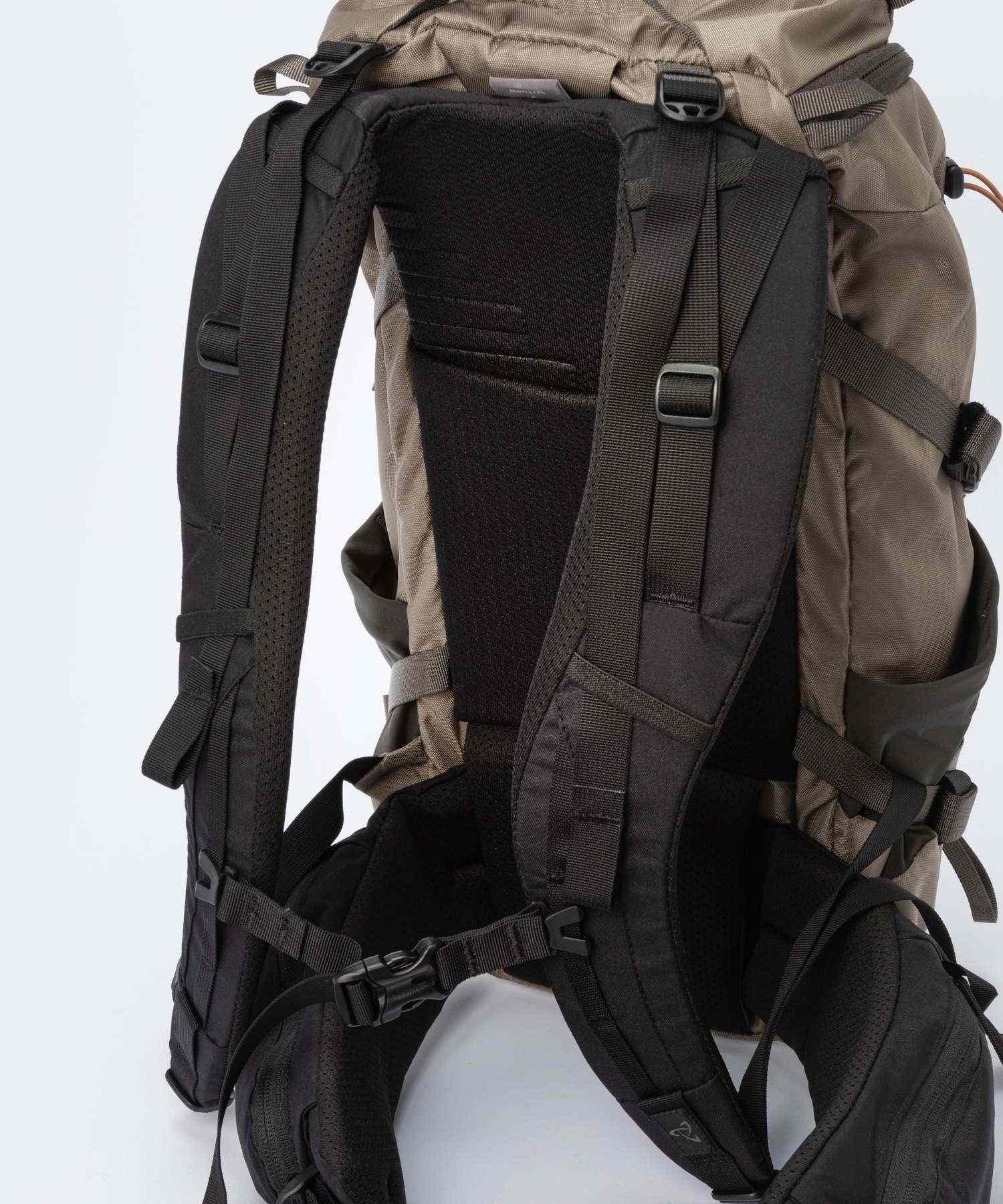 ミステリーランチ MYSTERY RANCH ミステリーランチ MYSTERY RANCH COULEE 20 MEN'S リュック メンズ バッグ クーリー 20 リュックサック バックパック 20L ギ (ストーン) ストーン