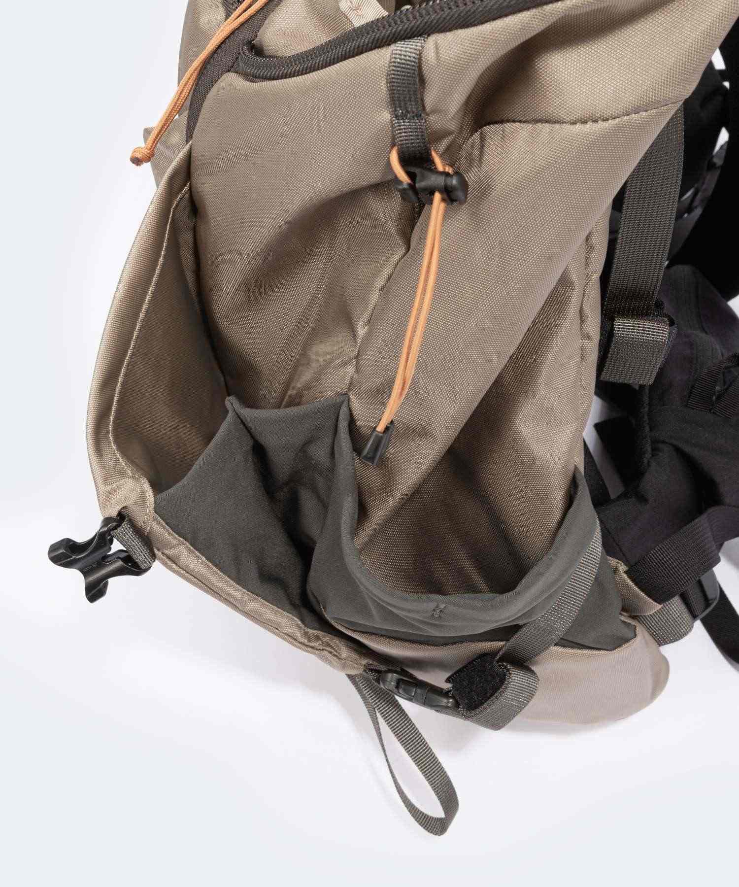 ミステリーランチ MYSTERY RANCH ミステリーランチ MYSTERY RANCH COULEE 20 MEN'S リュック メンズ バッグ クーリー 20 リュックサック バックパック 20L ギ (ストーン) ストーン