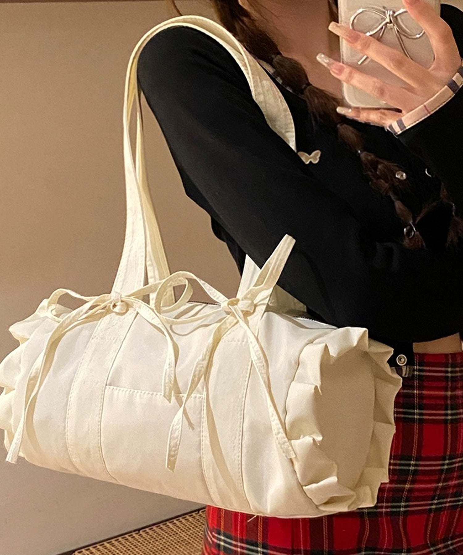 ショップニコニコ ShopNikoNiko リボンフリル ナイロン ボストンバッグ【即納】 フレンチガーリー かばん ハンドバッグ 横長バッグ 筒型バッグ 夏バッグ ダブルハンドル 軽量 蝶々結び レデ