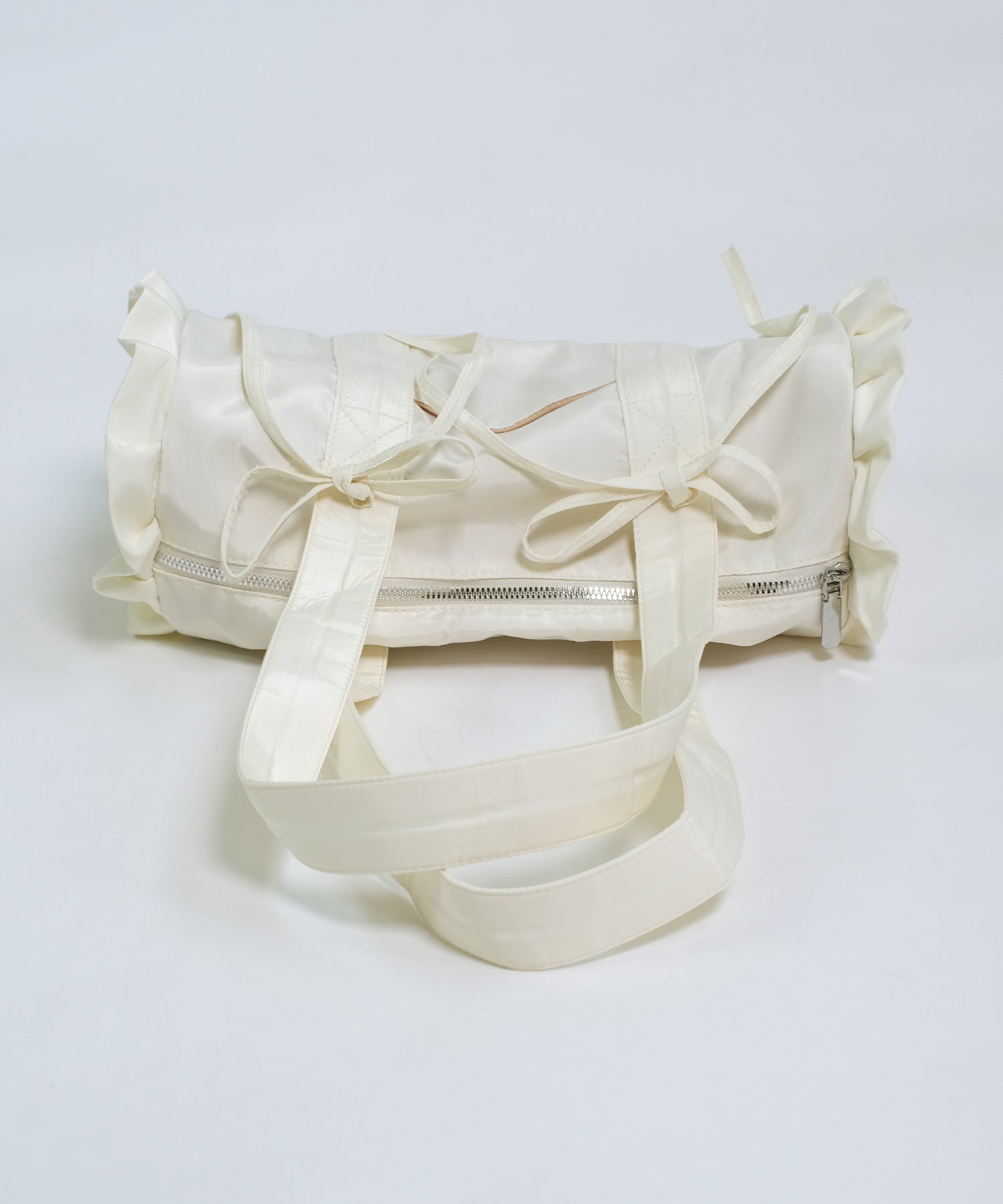 ショップニコニコ ShopNikoNiko リボンフリル ナイロン ボストンバッグ【即納】 フレンチガーリー かばん ハンドバッグ 横長バッグ 筒型バッグ 夏バッグ ダブルハンドル 軽量 蝶々結び レデ