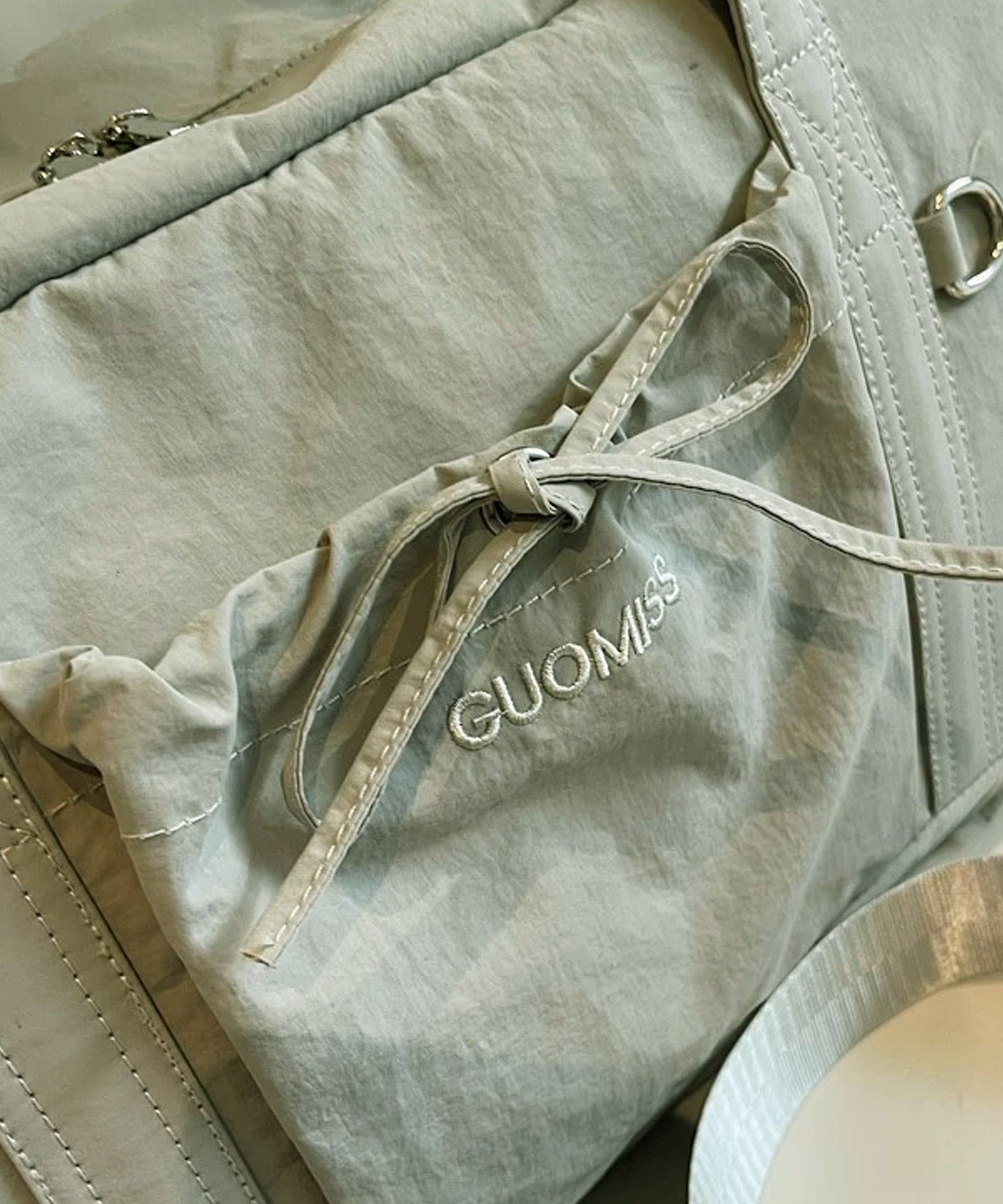 ショップニコニコ ShopNikoNiko リボンデザイン キャリーオン ボストンバッグ【即納】鞄 カバン かばん バッグ トートバッグ 2wayトラベルバッグ 旅行用 機内持ち込み お泊り用 1泊2日 ナイロン (ブラック) ブラック