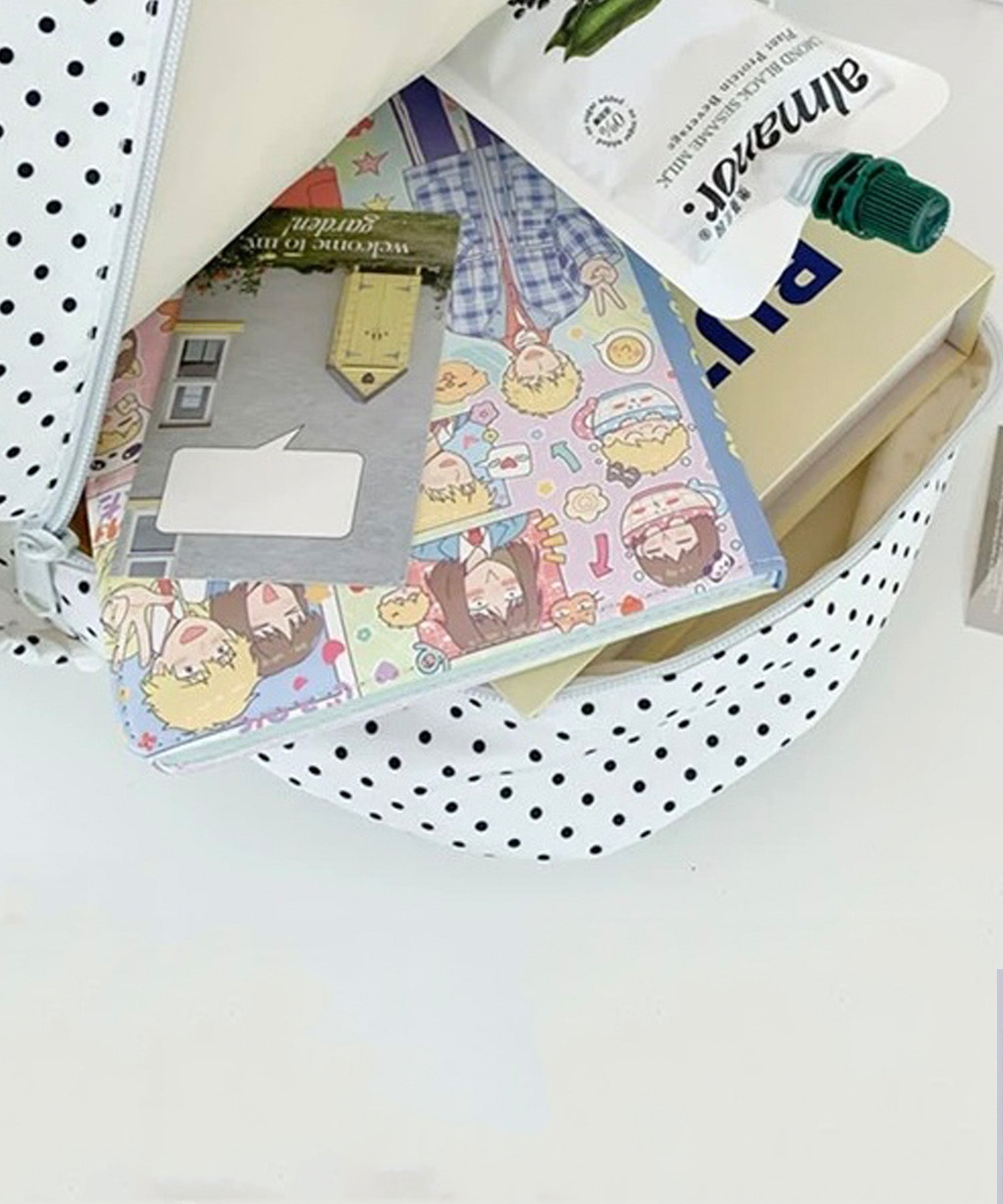 ショップニコニコ ShopNikoNiko ドット柄 クリアポケット付き リュックサック【即納】 韓国ストリート Y2Kファッション 韓国ガーリー A4 学生 旅行 オタ活 推し活バッグ 推し活リュック 痛バッグ (ブラック) ブラック