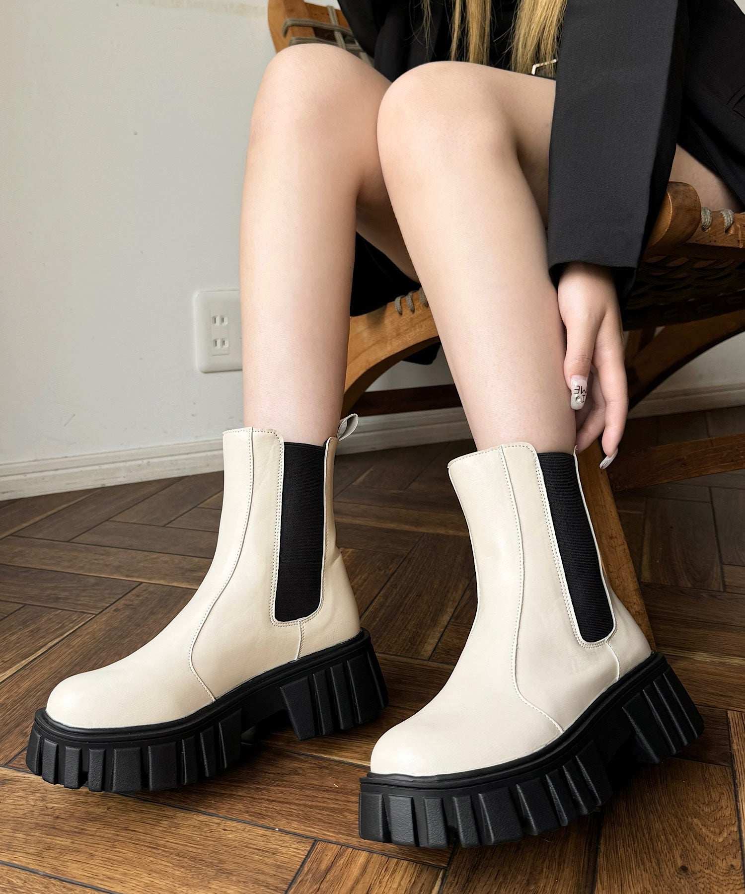 ショップニコニコ ShopNikoNiko ボリュームソール 厚底サイドゴア チェルシーブーツ【11月初旬】韓国ファッション 韓国カジュアル シューズ 靴 ブーツ トラックソール 楽ちん 歩きやすい