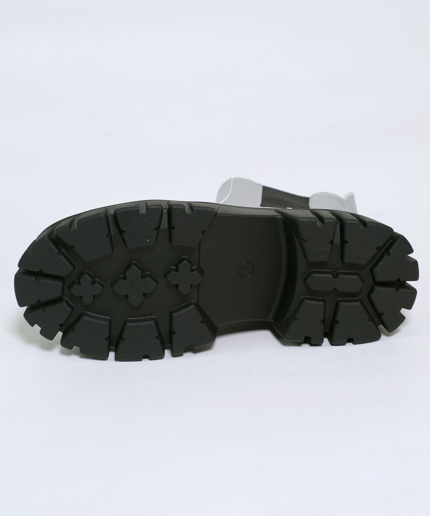 ショップニコニコ ShopNikoNiko ボリュームソール 厚底サイドゴア チェルシーブーツ【11月初旬】韓国ファッション 韓国カジュアル シューズ 靴 ブーツ トラックソール 楽ちん 歩きやすい