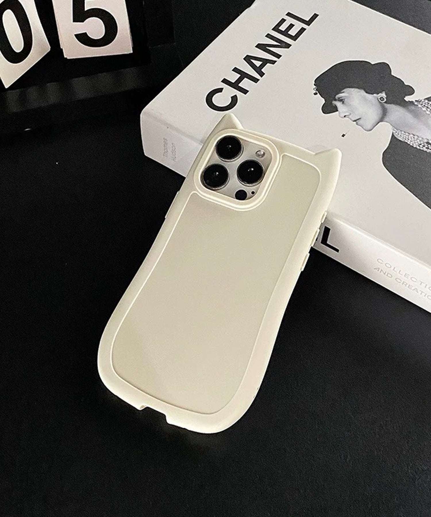 ショップニコニコ ShopNikoNiko 猫耳 マットフレーム スマホケース ma 【即納】iPhoneケース iPhoneカバー 12 13 14 15 16 ソフトケース 韓国スマホケース ネコ耳 ねこ耳 (ホワイト) ホワイト