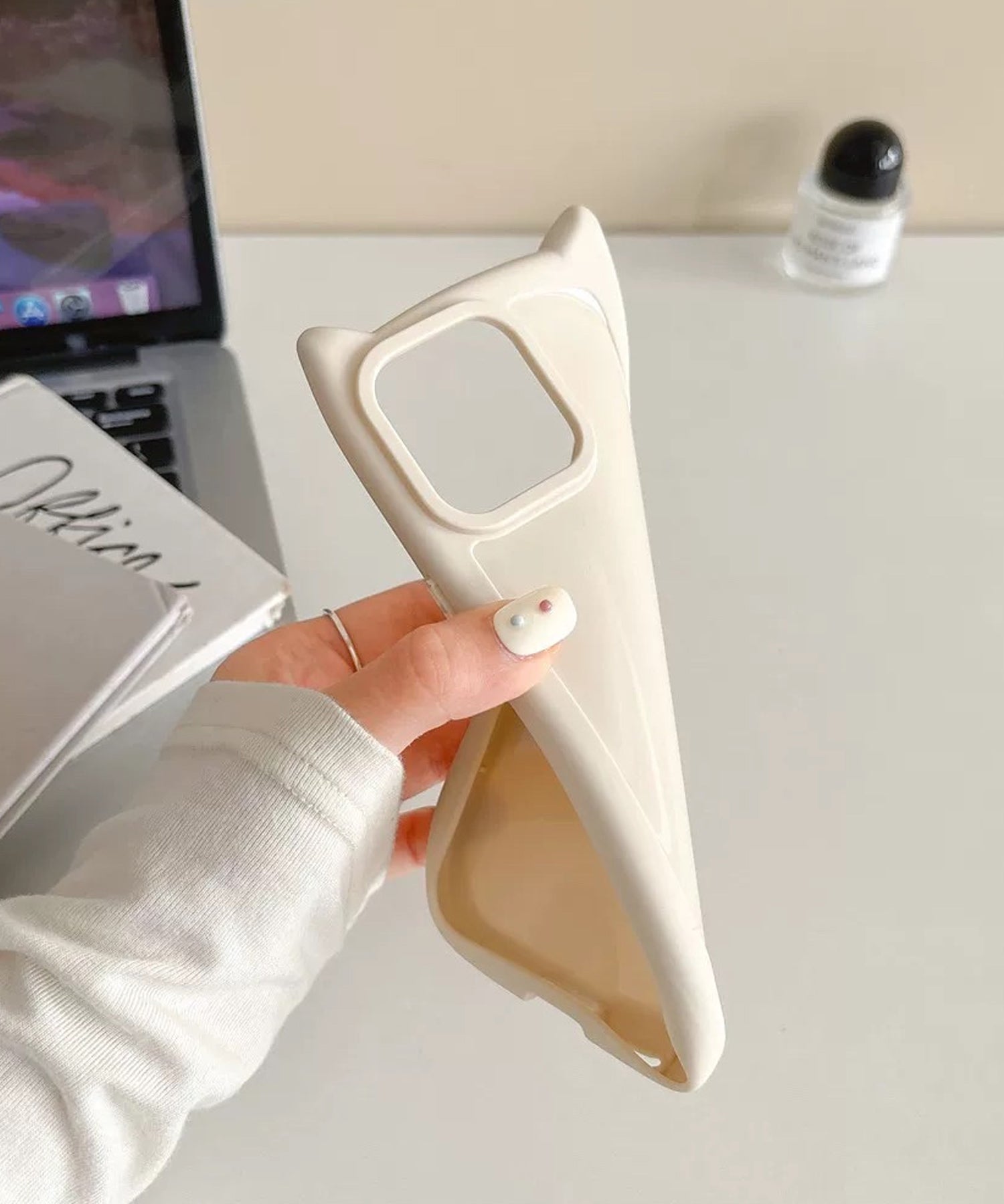 ショップニコニコ ShopNikoNiko 猫耳 マットフレーム スマホケース ma 【即納】iPhoneケース iPhoneカバー 12 13 14 15 16 ソフトケース 韓国スマホケース ネコ耳 ねこ耳 (ホワイト) ホワイト