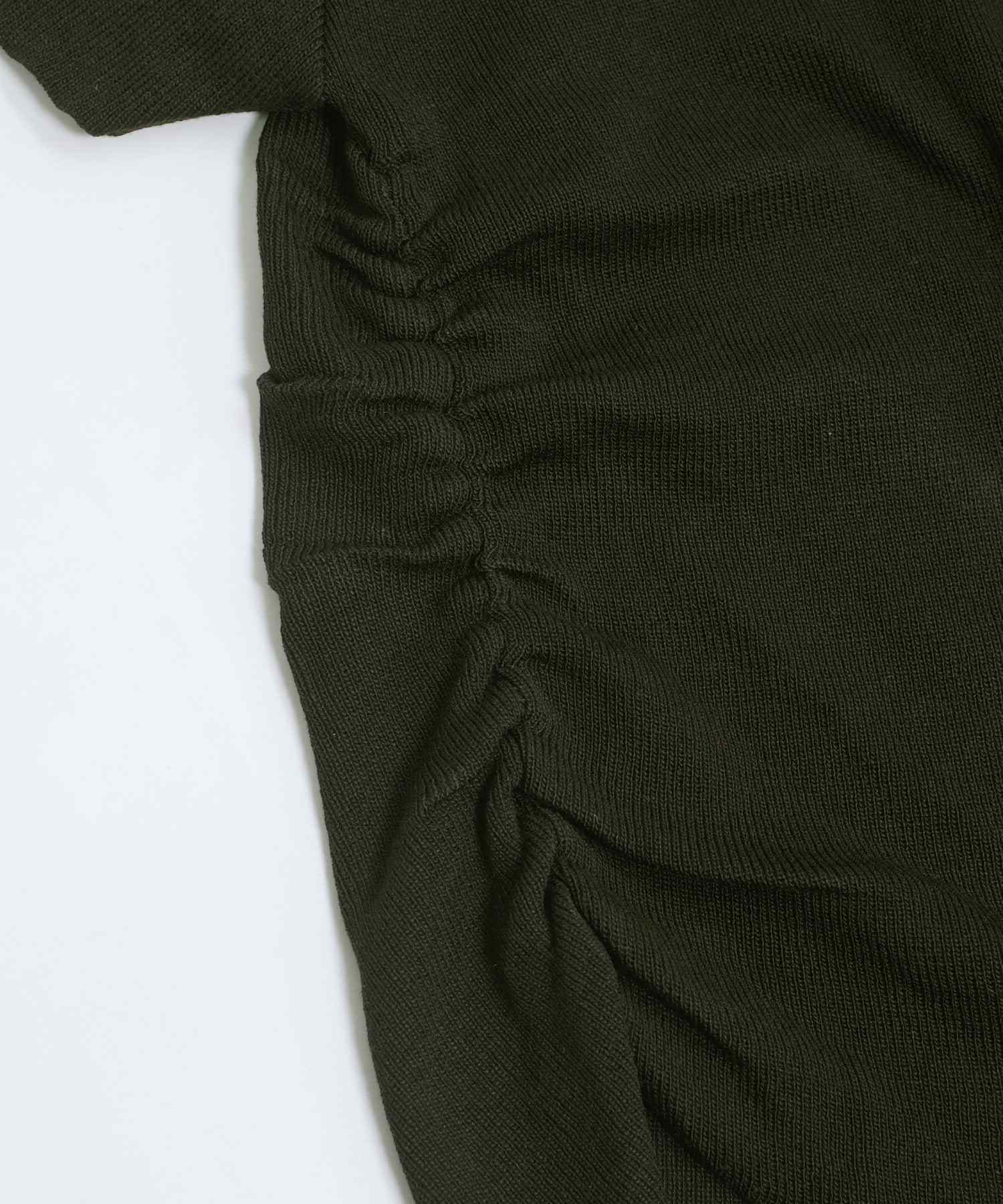 ショップニコニコ ShopNikoNiko サイドギャザー オフショルダー トップス ma 【即納】 韓国カジュアル 韓国ガーリー フレンチガーリー バレエコア 韓国アイドル 参戦服 ライブ参戦 半袖 ス (ブラック) ブラック