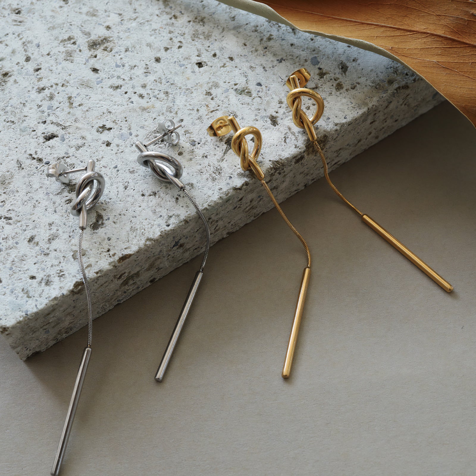 ノエルマーケット Noelmarket ピアス 金属アレルギー対応 つけっぱなし 18k シンプル 人気 上品 両耳用 パーティー レディース アクセサリー 女性 大人 彼女 誕生日 プレゼント おしゃれ (シルバー) シルバー