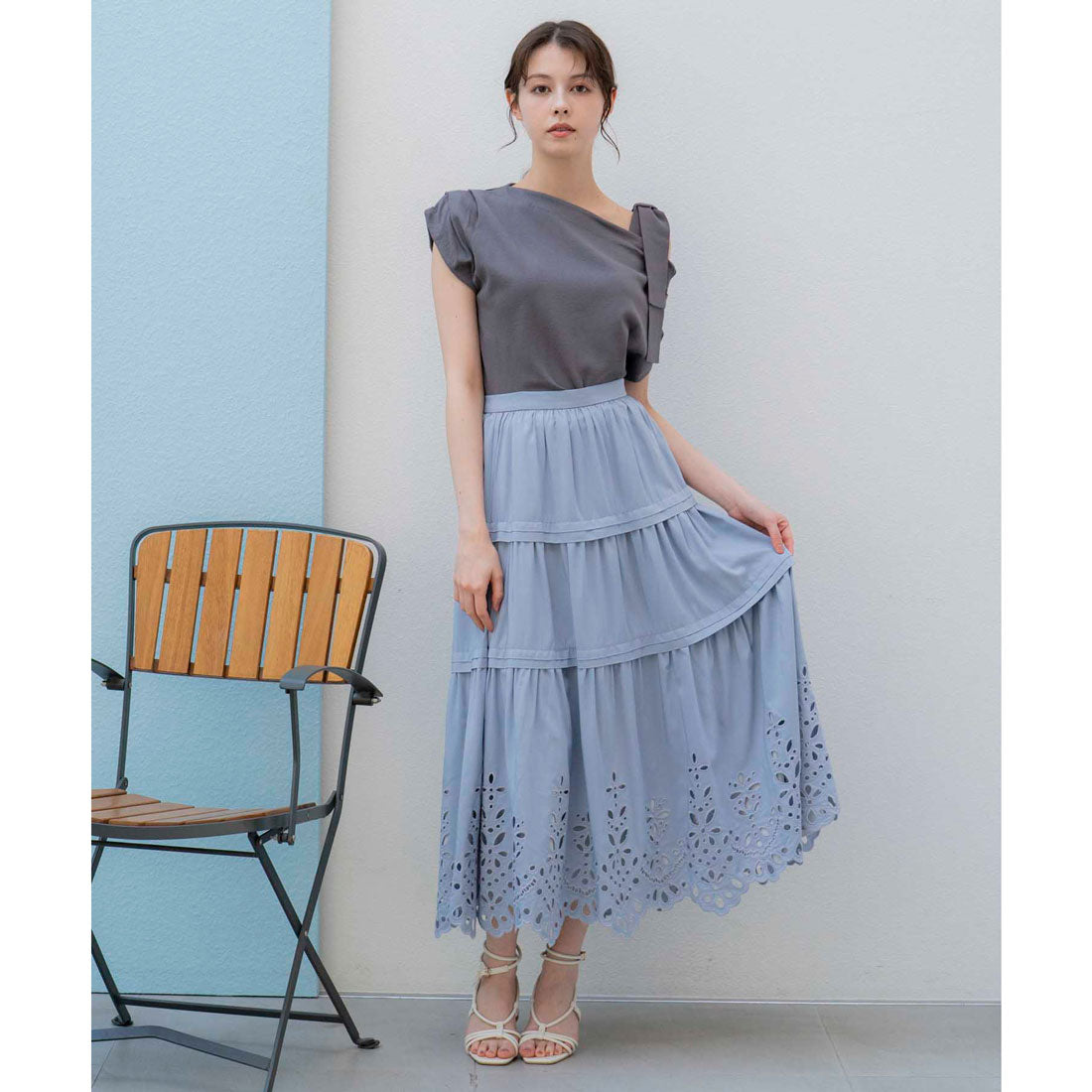 ノエラ NOELA 刺繍マキシスカート (サックス) サックス