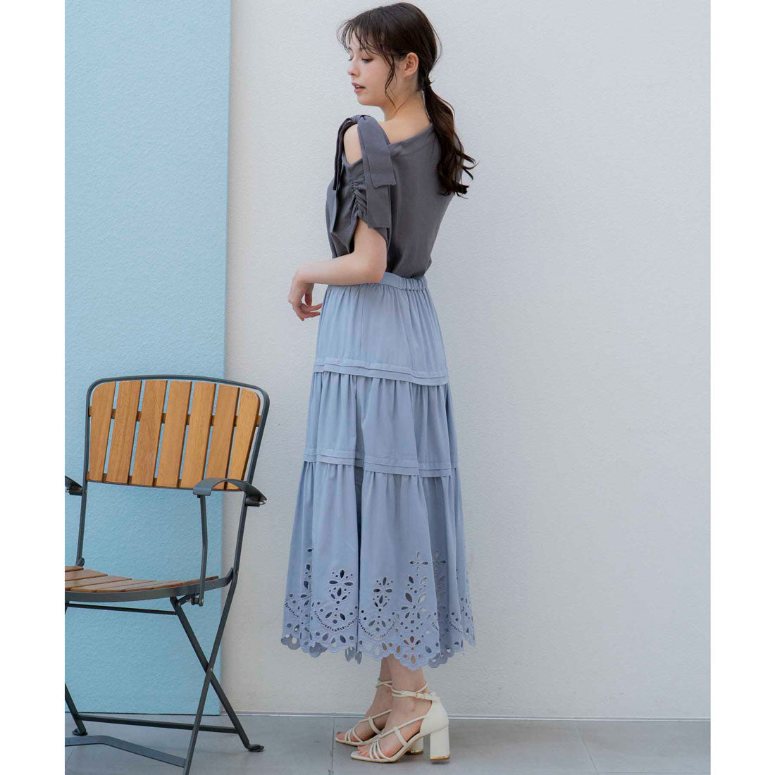 ノエラ NOELA 刺繍マキシスカート (サックス) サックス