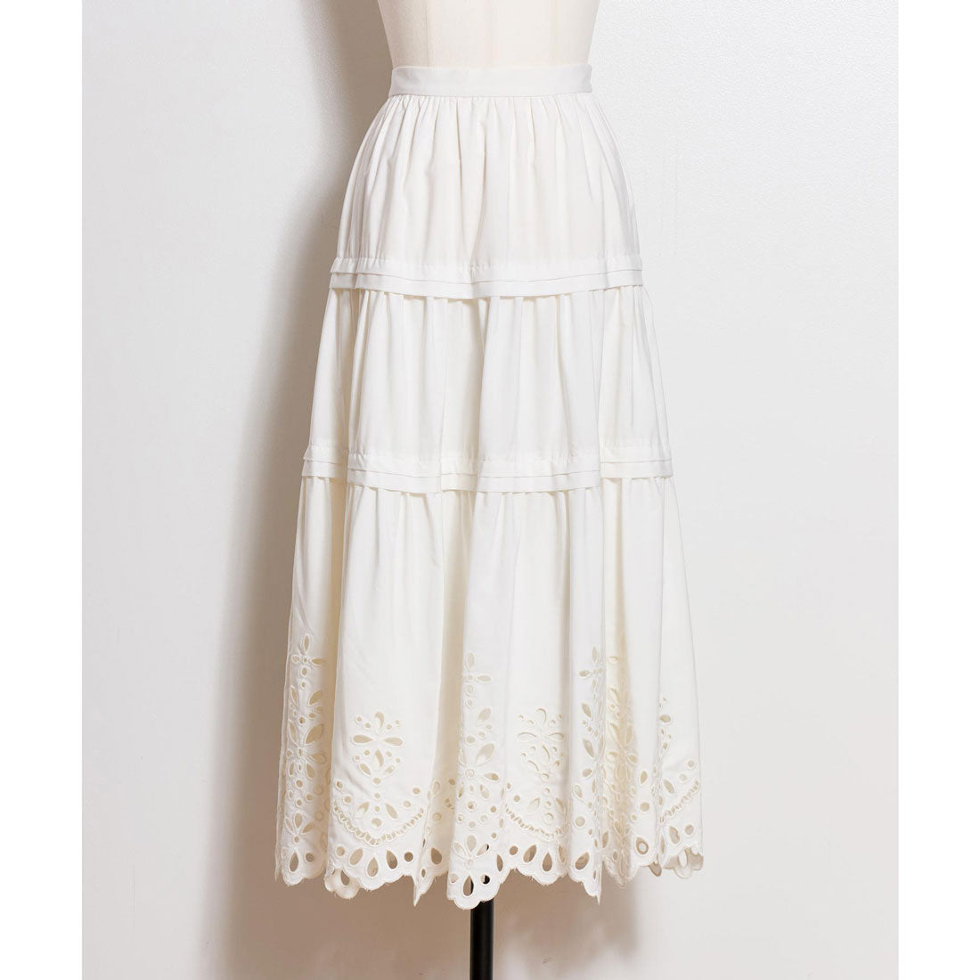 ノエラ NOELA 刺繍マキシスカート (サックス) サックス