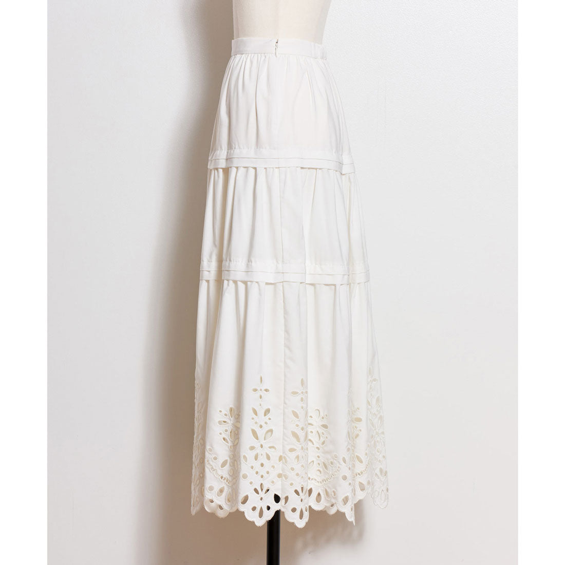 ノエラ NOELA 刺繍マキシスカート (サックス) サックス