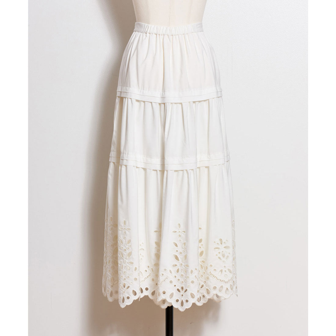 ノエラ NOELA 刺繍マキシスカート (サックス) サックス