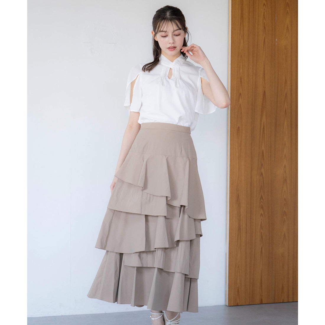 ノエラ NOELA ティアードフリルスカート (カーキ) カーキ