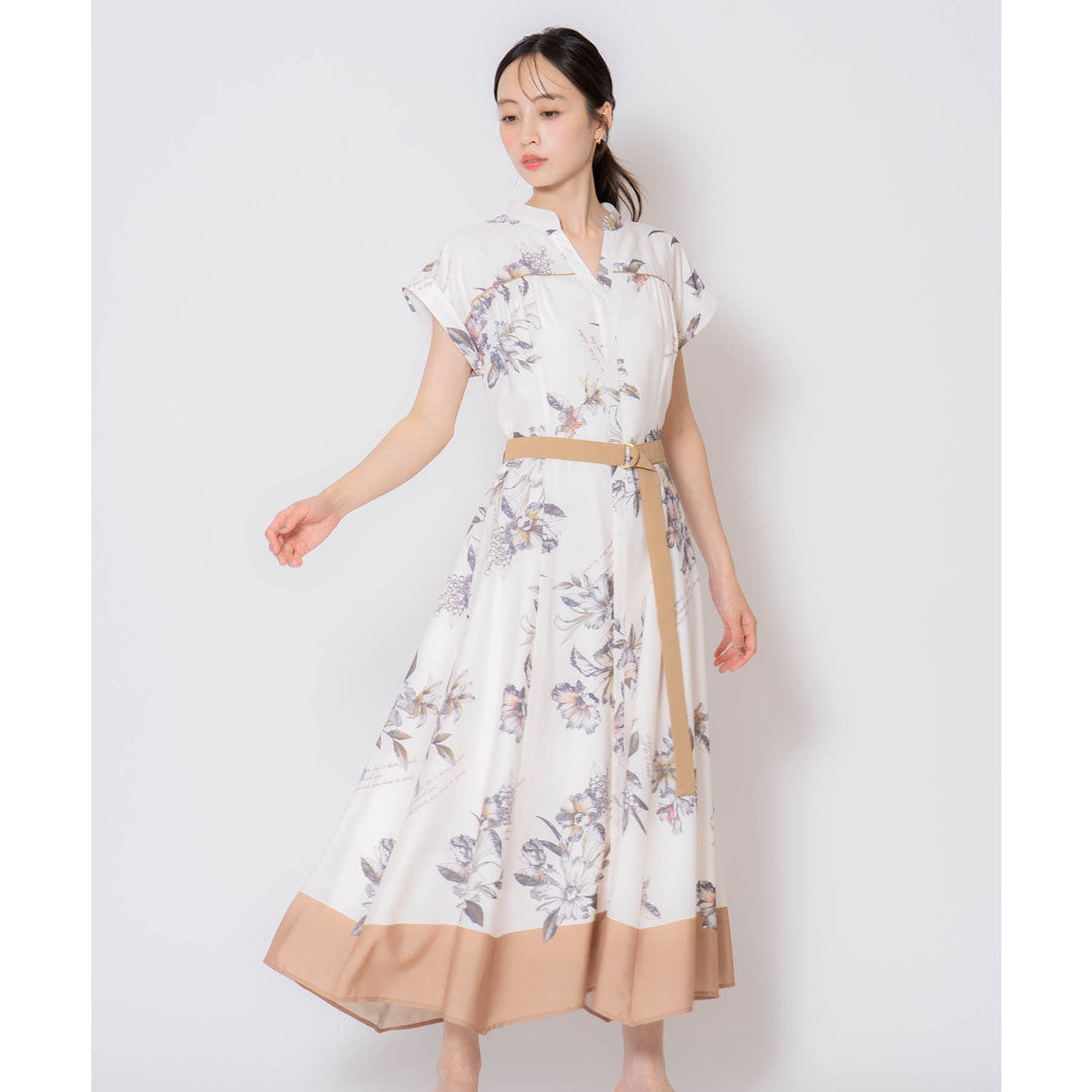 ノエラ Noela 【15周年】スカーフ柄シャツワンピース (ベージュ) ベージュ