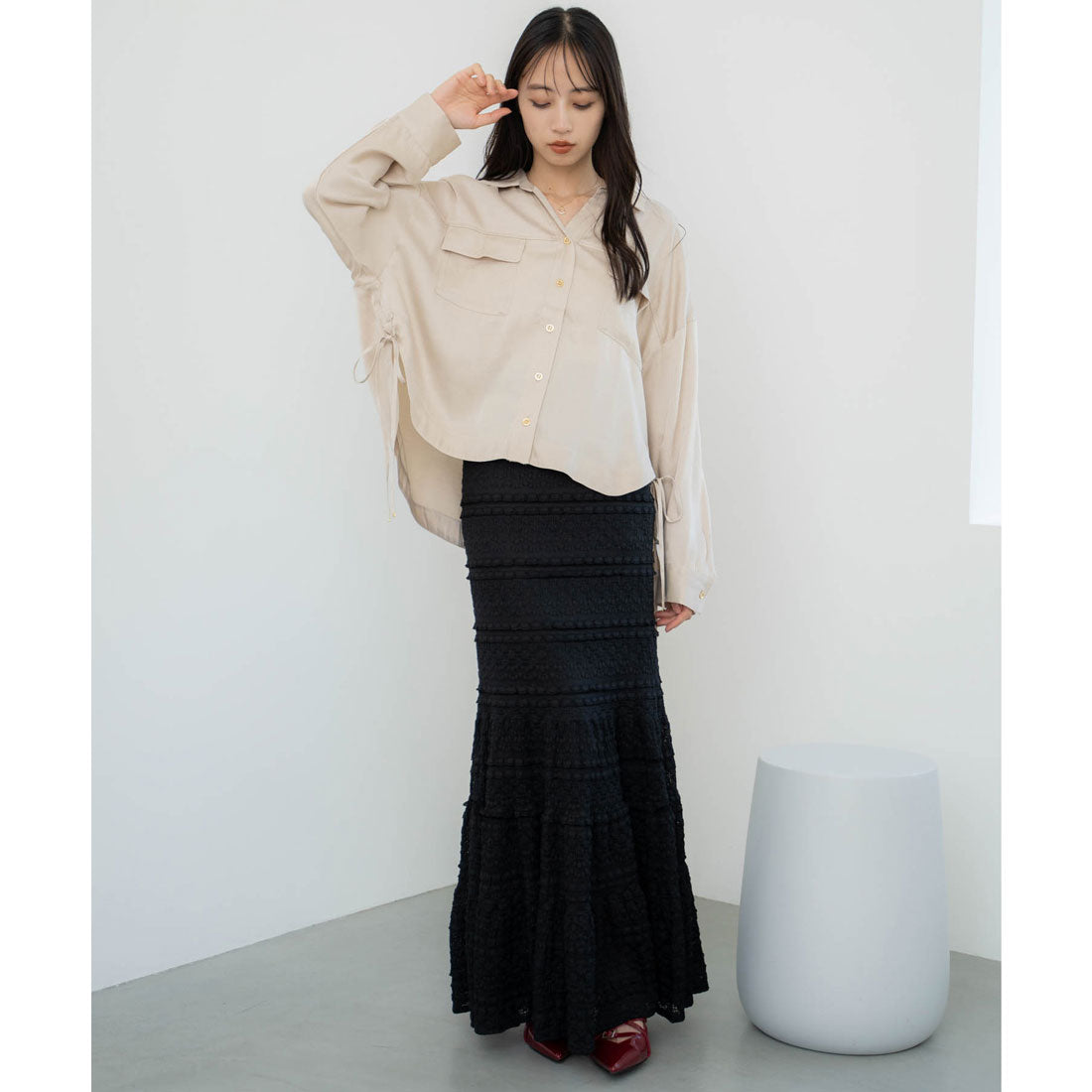 ノエラ NOELA サイドリボンサテンシャツ (ベージュ) ベージュ