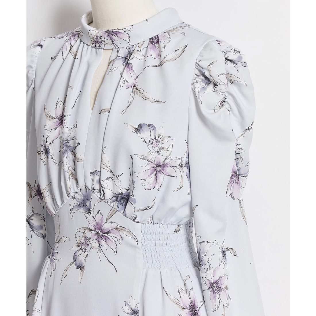 ノエラ NOELA 線描きフラワーワンピース (サックス) サックス