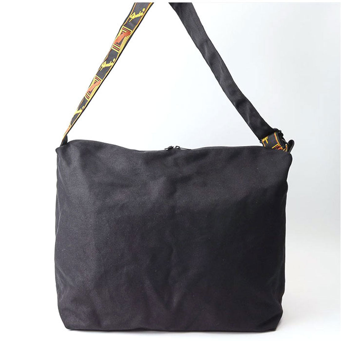 バックヤードファミリー BACKYARD FAMILY Fender ショルダーバッグ (BLACK) BLACK