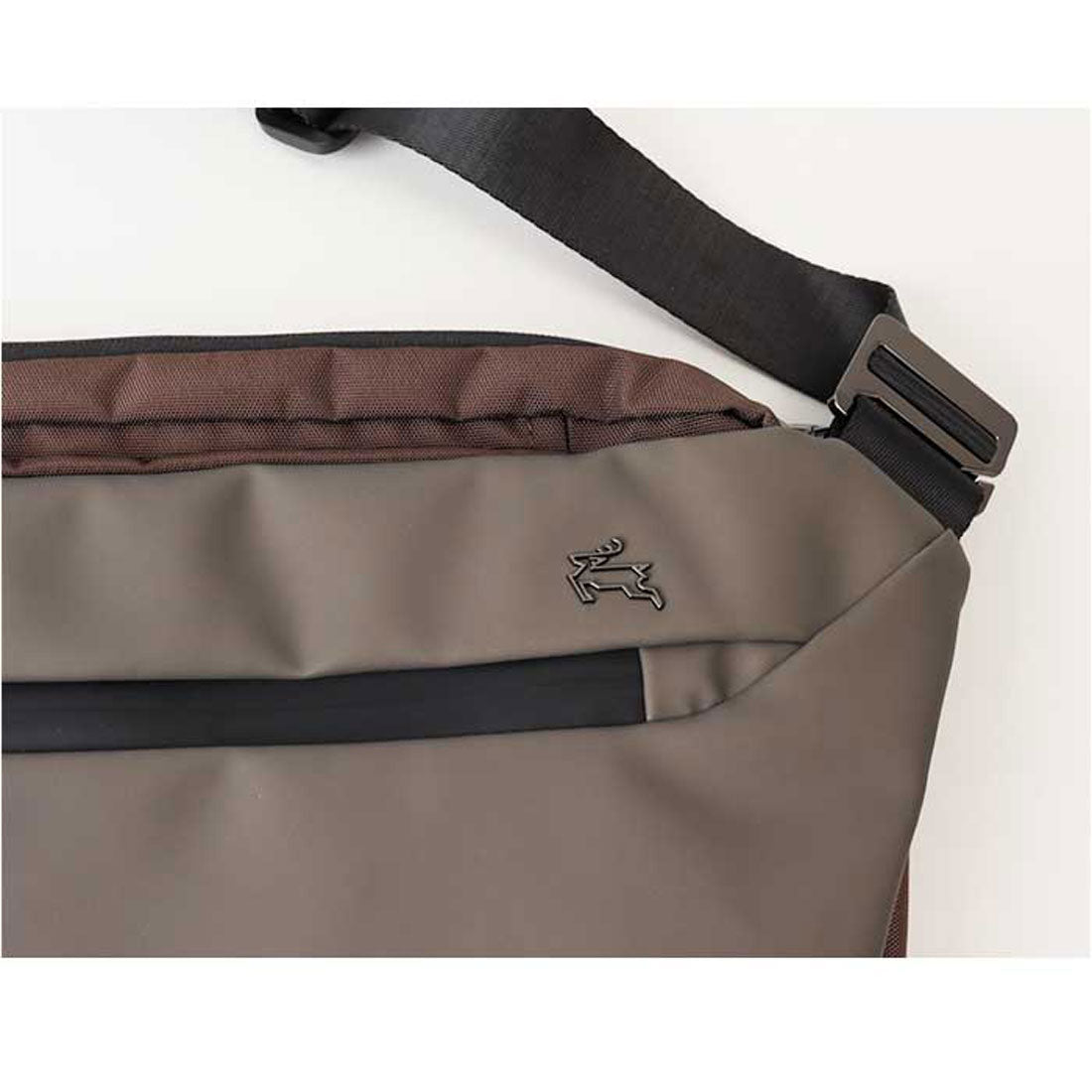 バックヤードファミリー BACKYARD FAMILY PRO SPERITY プロスペリティ 傘付ショルダーバッグ (アイボリー) アイボリー