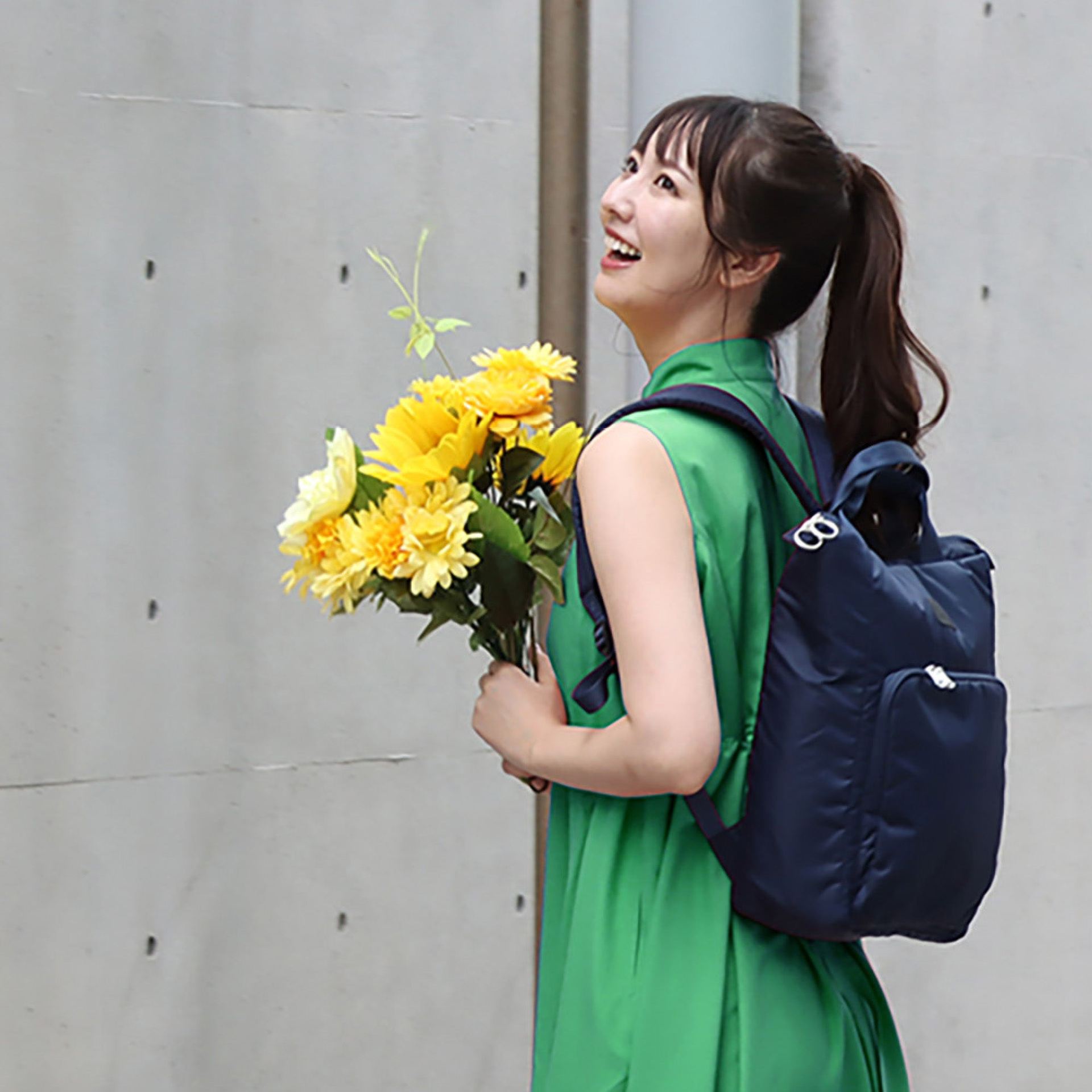 バックヤードファミリー BACKYARD FAMILY SN.セオルー.アイローA