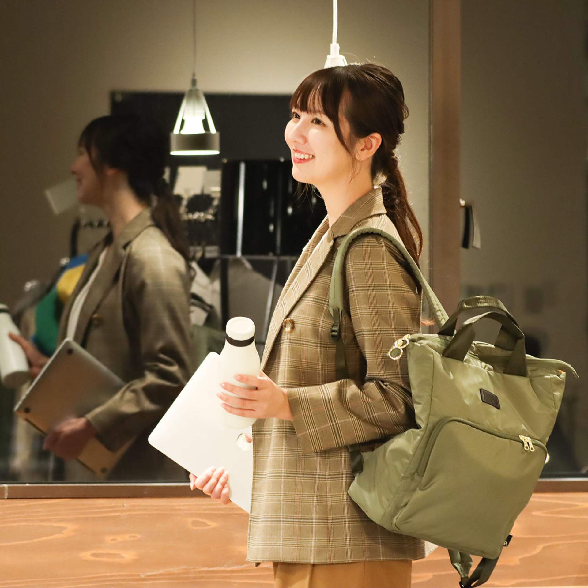 バックヤードファミリー BACKYARD FAMILY SN.セオルー.アイローA