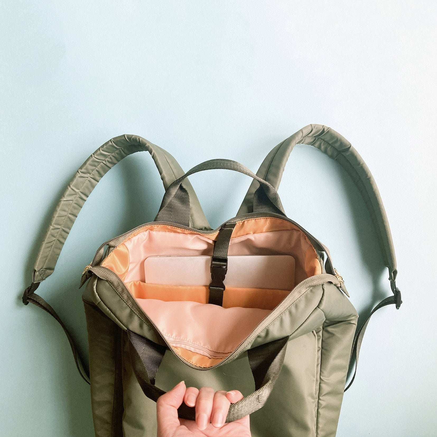 バックヤードファミリー BACKYARD FAMILY SN.セオルー.アイローA