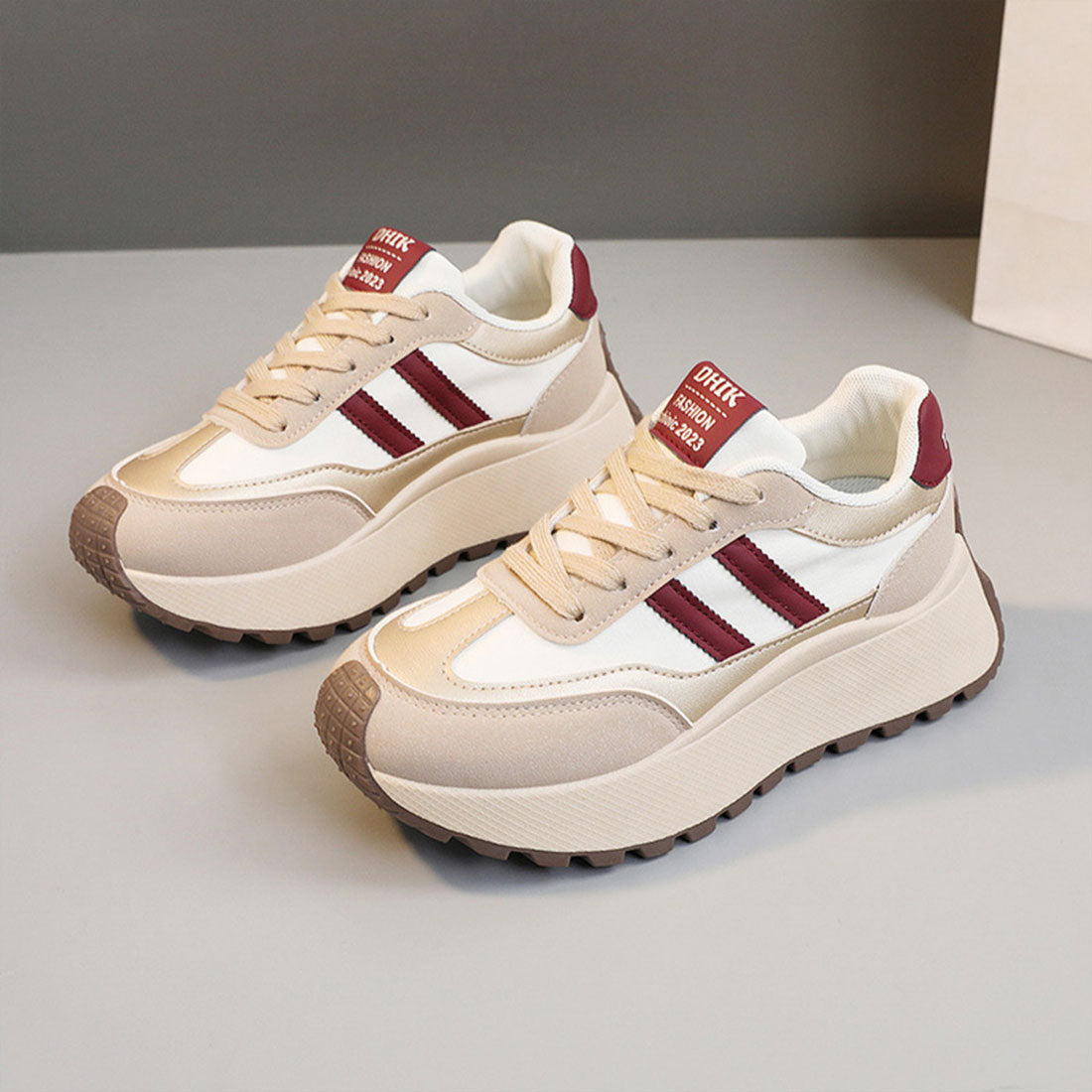 バックヤードファミリー BACKYARD FAMILY 厚底スニーカー ダッドスニーカー ダッドシューズ ライン入り (ベージュ) ベージュ