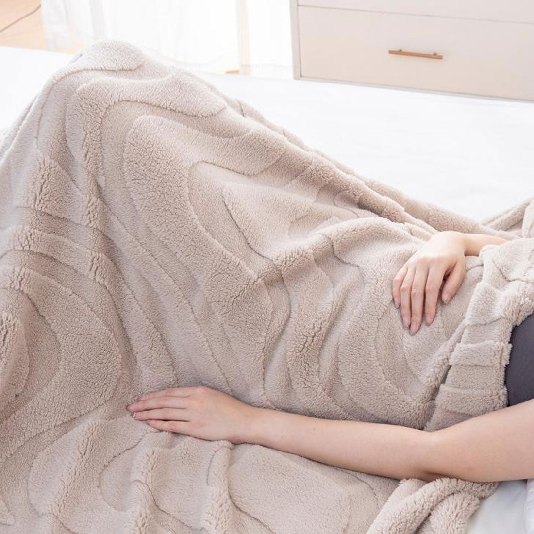 バックヤードファミリー BACKYARD FAMILY 立体模様毛布 シングル (ゼブラIV) ゼブラIV