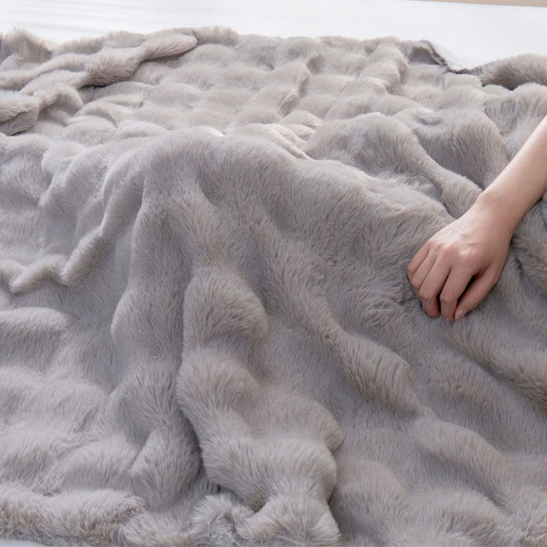 バックヤードファミリー BACKYARD FAMILY 2枚合わせラビットファー毛布 (BR) BR