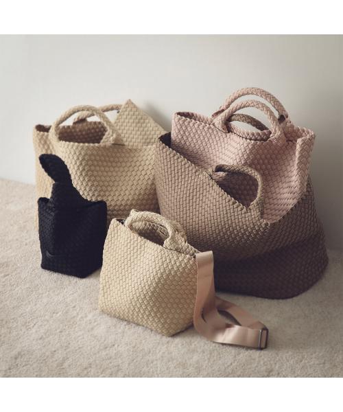 NAGHEDI ハンドバッグ St Barths Small SN03012LD ネオプレン (Ecru/ライトベージュ) Ecru/ライトベージュ