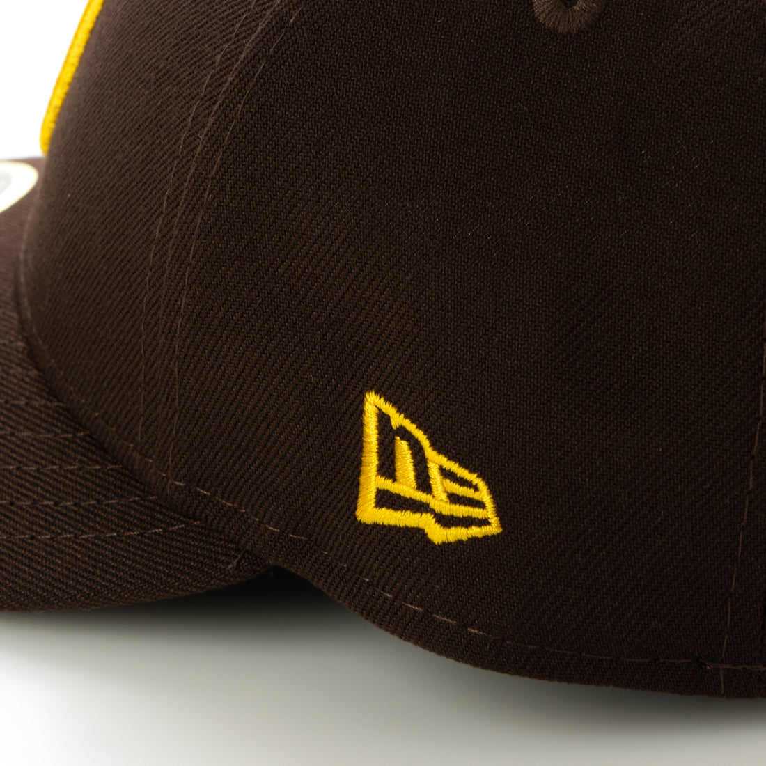 ニューエラ NEW ERA MLB ON-FIELD LOW PROFILE 59FIFTY AUTHENTIC COLLECTION 帽子 (パドレスブラウン×イエロー) パドレスブラウン×イエロー