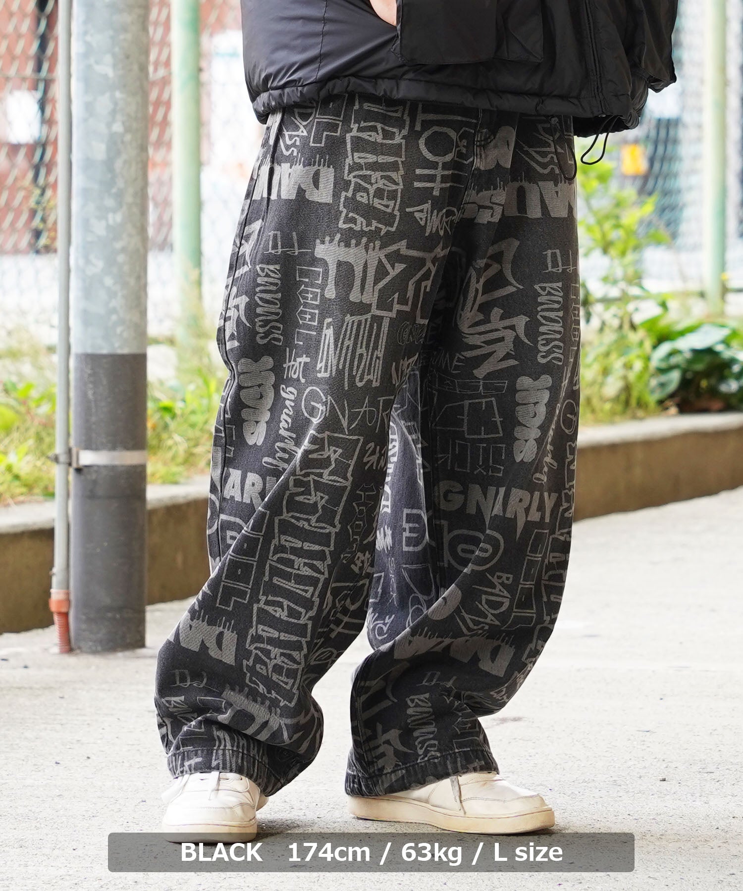 ワンフォークロージング 1111clothing ◆グラフィティアート ワイドデニムパンツ◆ デニム ワイドパンツ メンズ ゆったり デニムパンツ レディース バギーパンツ グラフィティ 文字 総柄 ジーンズ