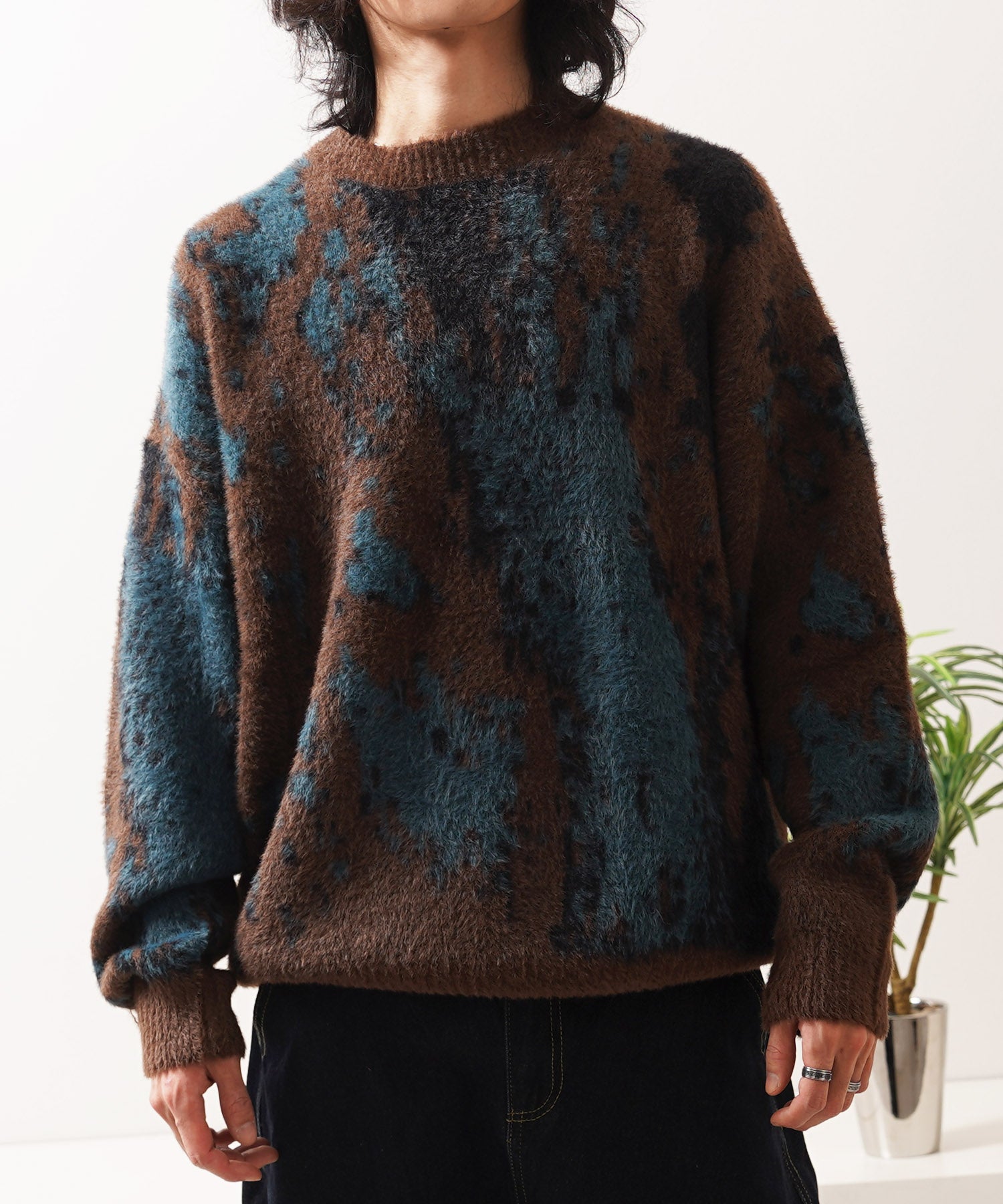 ワンフォークロージング 1111clothing アブストラクト柄 シャギーニット (BROWN) BROWN