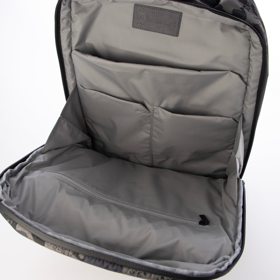 ナインティゴー NINETYGO リュック バックパック デイパック メンズ レディース NINETYGO 通勤 通学 お出かけ 大容量 キャリーオン 15.6インチPC 撥水加工 OT01 (カモフラージュ柄) カモフラージュ柄