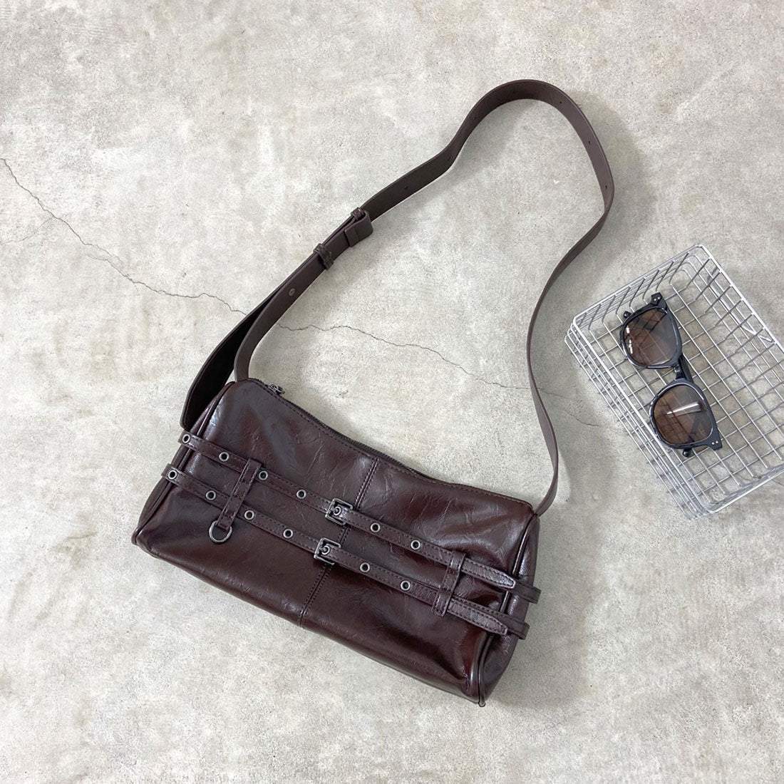 ノンヘッジ non-hedge 2連ベルトバッグ (ブラック) ブラック